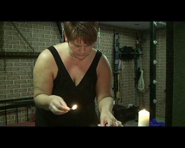 Anna Devot: Annadevot - Aku Nyalakan Banyak Lilin