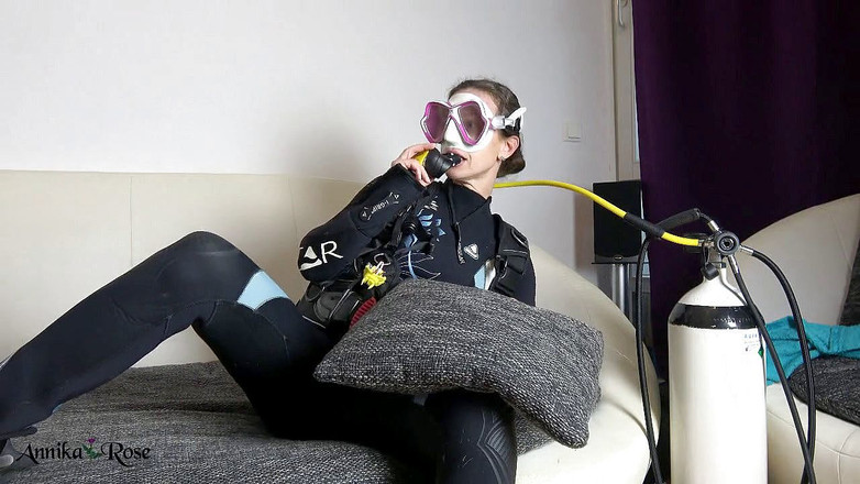 Annika Rose: Rapid cu sticla de aer comprimat