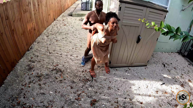 Blackstar xxx: Black Couple Got Caught Fucking Outside on Camera