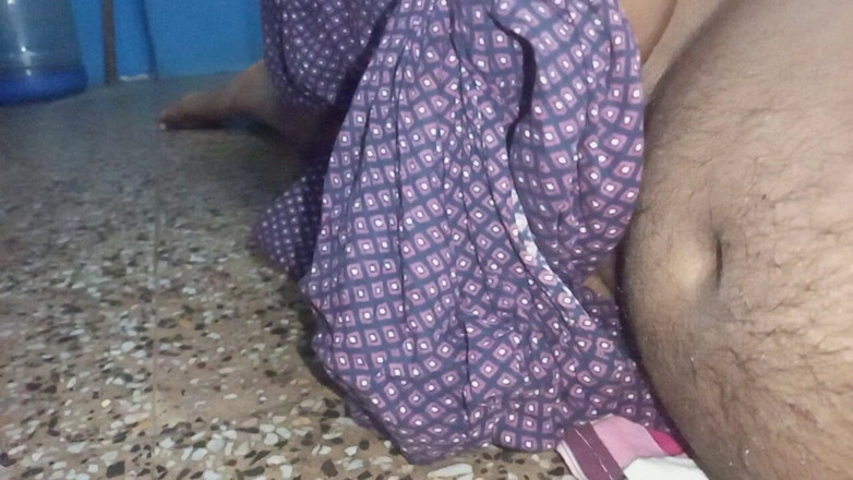 Sweet Indian cock: 솔로 인도 자위 비디오