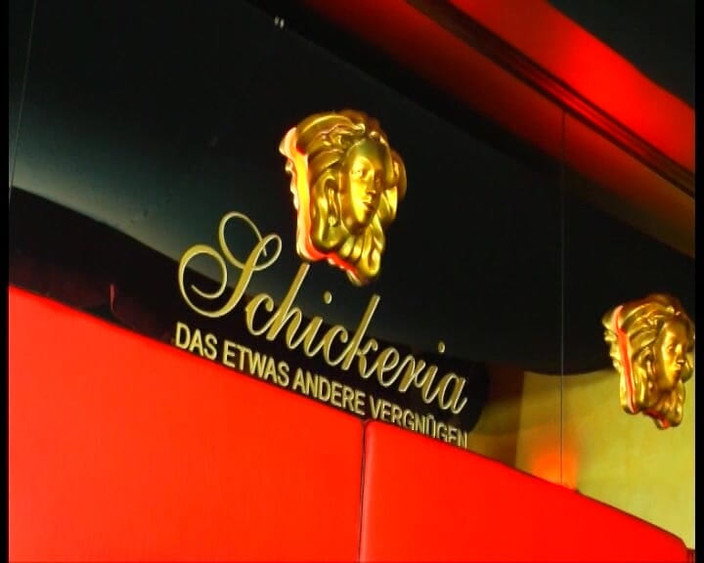 Fuck Cumshot Party: Chicas Rubias Chupan Pollas Duras En Juego Grupal Salvaje