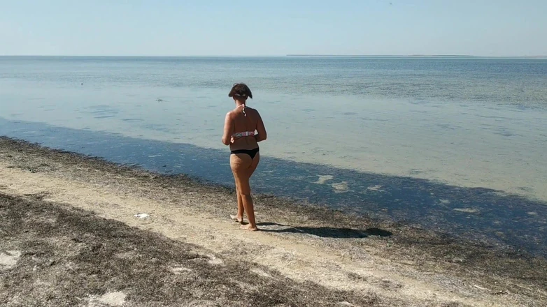 Lukerya: Lukerya à beira-mar