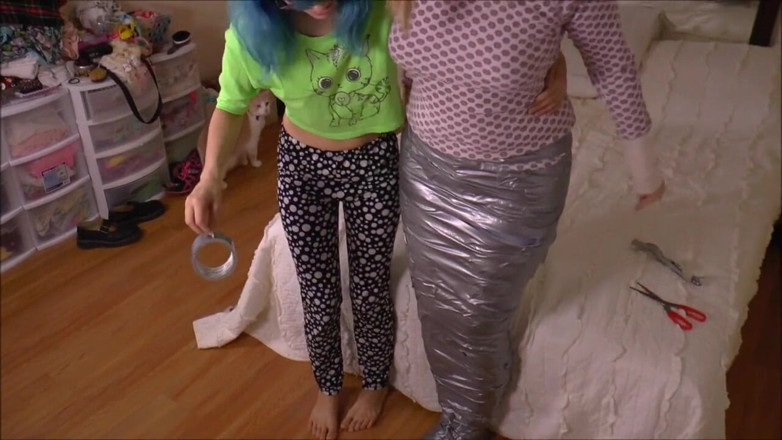 Selfgags classic: Trasformando alex in una mamma