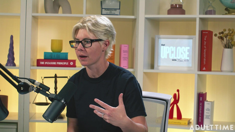 Adult Time Podcast: Khloe Kingsley Squirting on Camera &amp; Red Flags | the Adult Time...