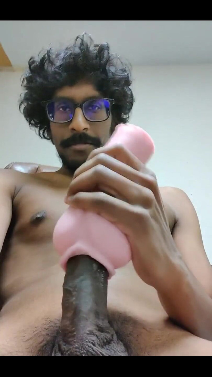 NANDgasm: Po prostu chciał zrobić krótkie wideo. Orgazm w onahole