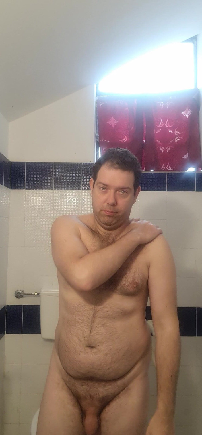 Mirko2589: All Naked in Pubblic Bathroom