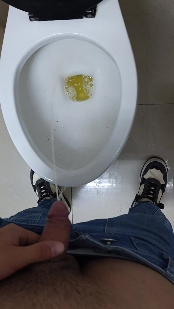 charlessteel: Hot and Dirty Piss Compilation