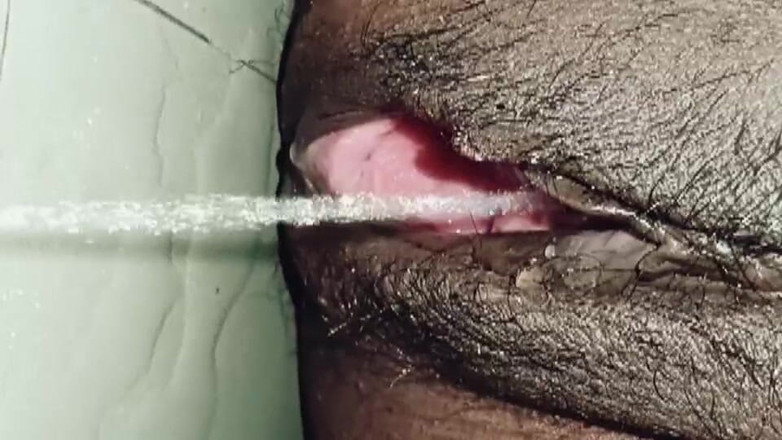 Xhtad studio: デシ・タミルの離婚ミルフの小便