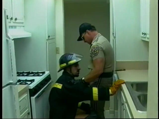 Gays Case: Horny Handsome Cop Gives Blowy with Passion in The Office