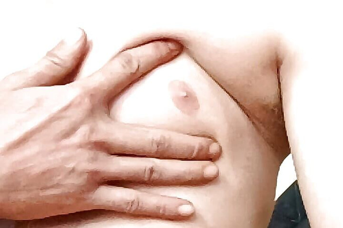 Gangbang straight: Người Anh xoa bóp vú chanh