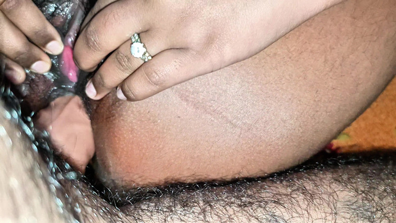 Bithi69gril: Lần đầu tiên làm tình với bạn trai, video làm tình...