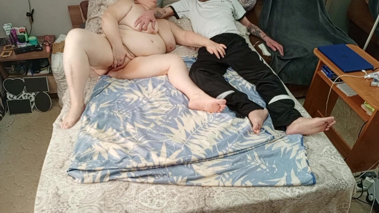 Zona901: I Saw a Neighbor Masturbating and Helped Her Cum by...