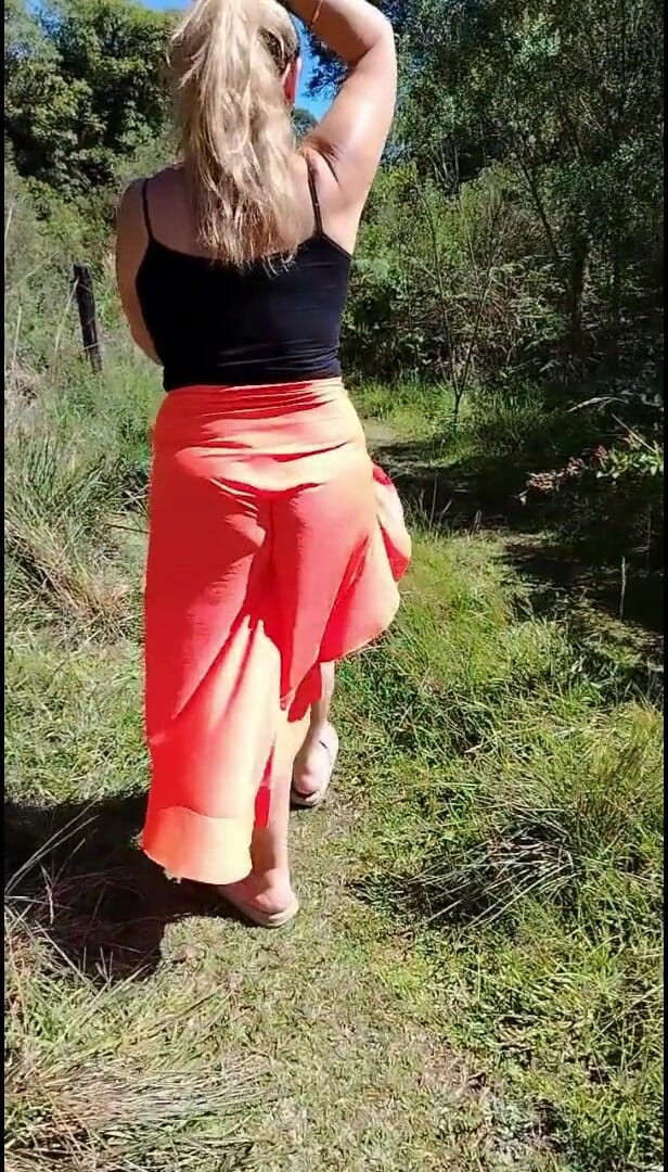 Priscila: सौतेली मम्मी ने उसका वीडियो सार्वजनिक रूप से दिखाने के लिए कहा Pt01.