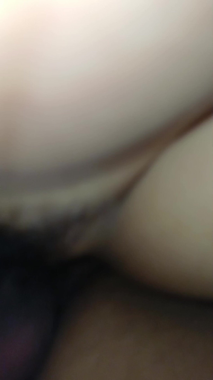 Theresia Nirvana: My Girlfriend Really Enjoys Playing in Bed