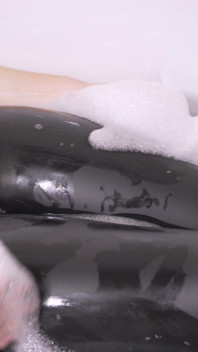 Hot Stepsis Teases Wet Camel Toe in Leather Leggings