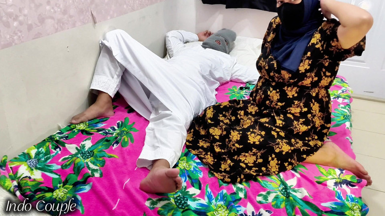 Indo Couple: Первый индонезийский горячий секс