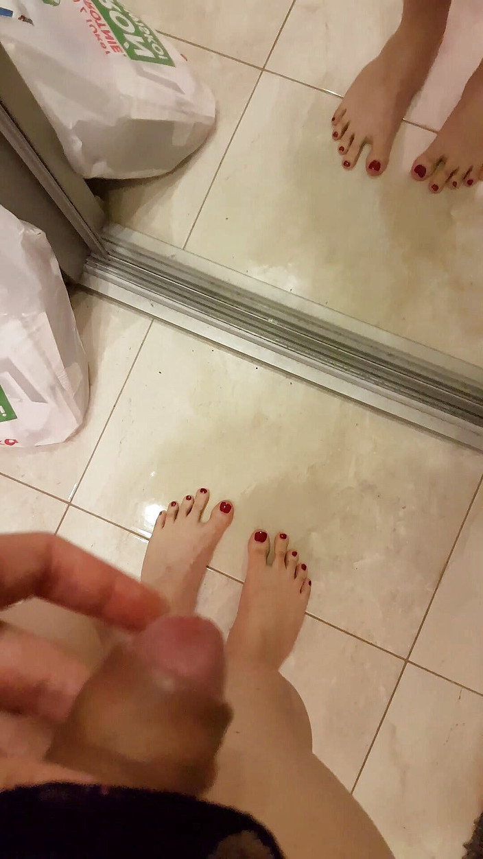 TrannySexyFeet: Já v dominantní náladě