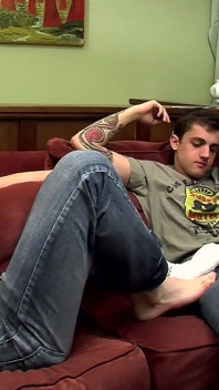 A Well Rewarded Foot Wank