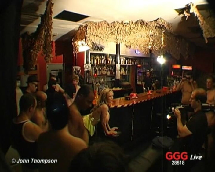 GGG John Thompson Classic Retro: Ggg - La Bionda in Una Gangbang Live Sul Palco