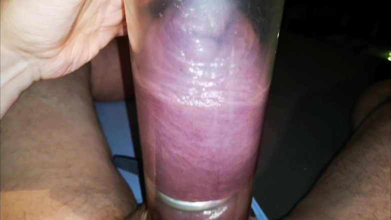 Monster_Meat_: Ça commence par un doigt...