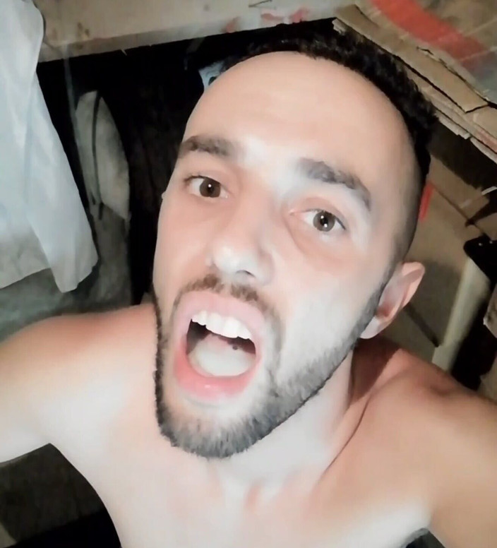 Clarabitch: 合集 - 20岁吞下大量精液