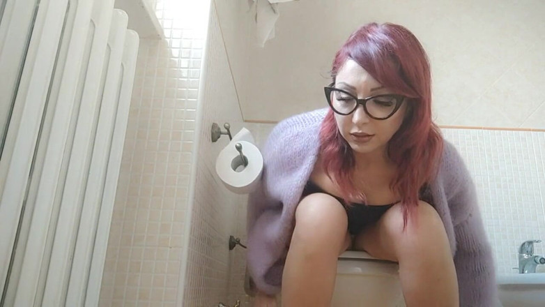 savannahamatoriale: Makcik matang saya di atas wc