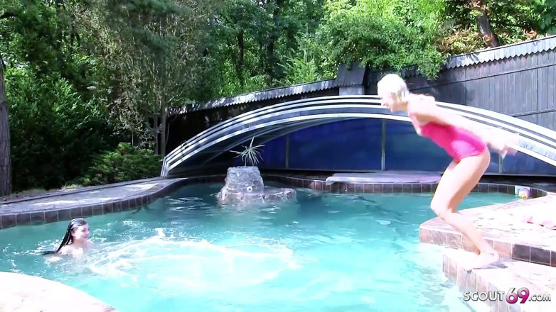 Full porn collection: Two horny lesbians masturbate with toys outdoor by the pool