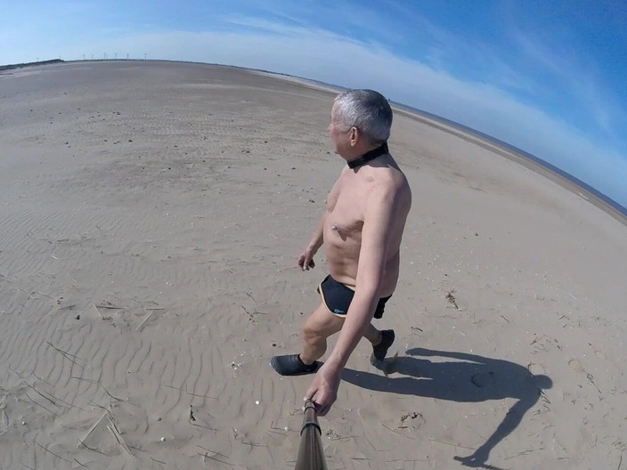 Andy: Bagian 2 walk 11