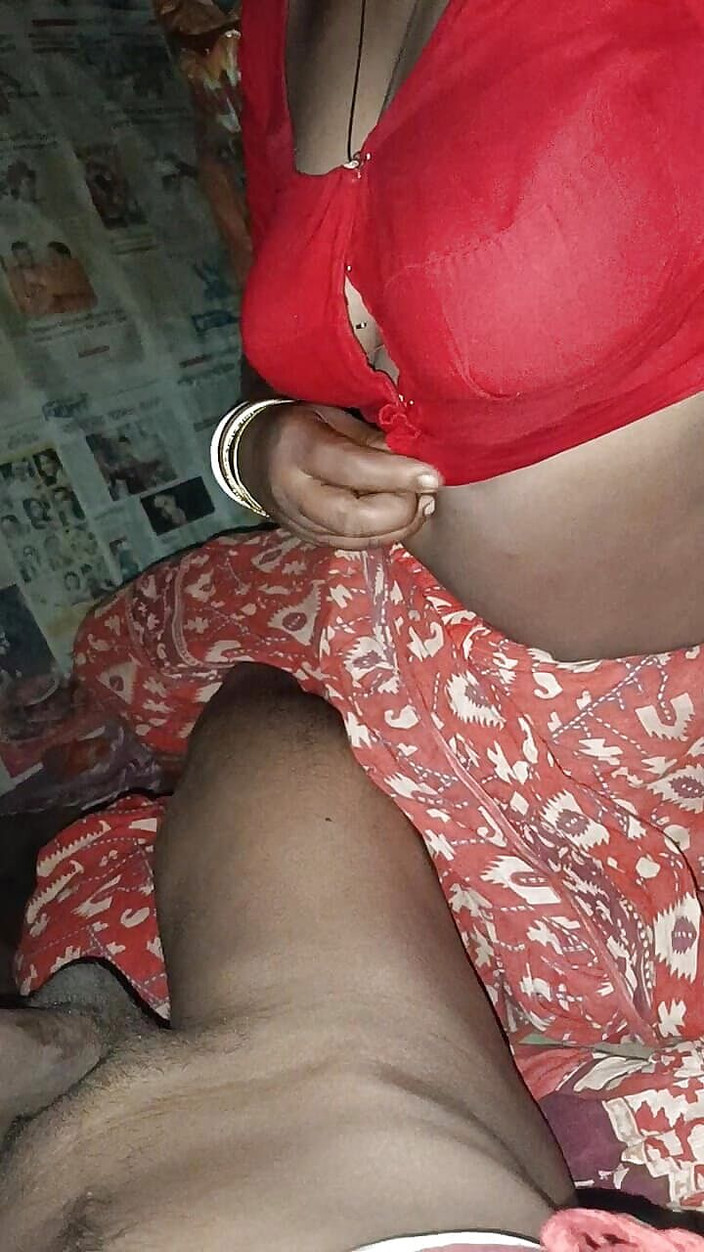 Monika Bhabhi: インドのバビのロマンス