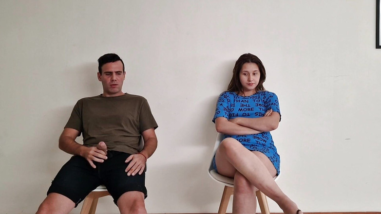 Latinascachondas: Potkávám ji v čekárně a v terminálu v hotelu