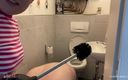 Cruel Reell: Woman Uses Her Slave in the Toilet