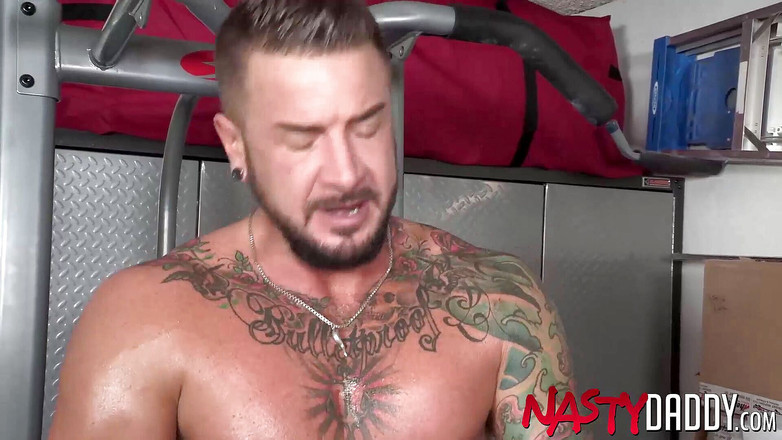 Nasty Daddy: NASTYDADDY Dolf Dietrich bez sedla svalnatý Michael Roman