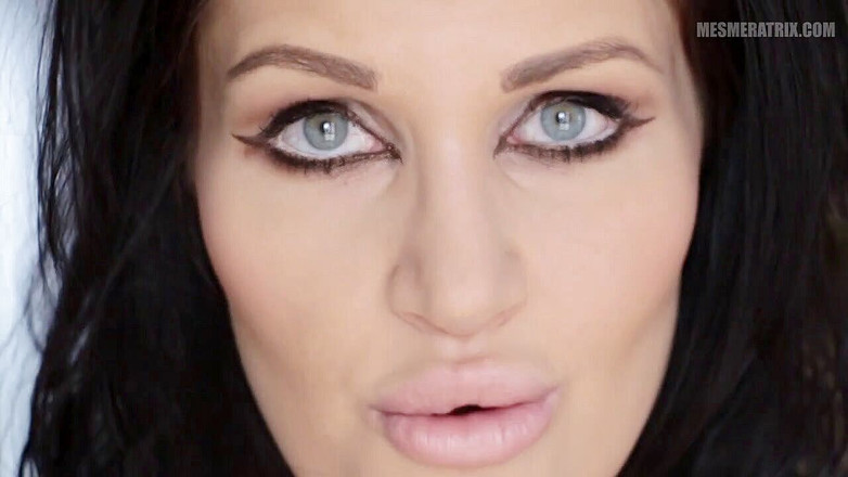 Lady Mesmeratrix Official: Le ravissement des yeux...