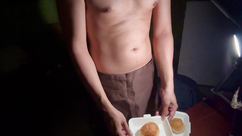 SinglePlayerBKK: Pekárna dojící péro