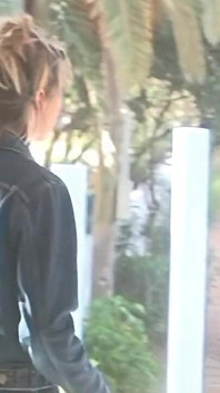 Blonde Babe Seduces Taxi Driver in Steamy Encounter