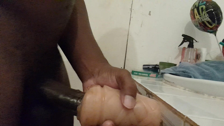 Islandvibes69: Jerking off S12 Ep3