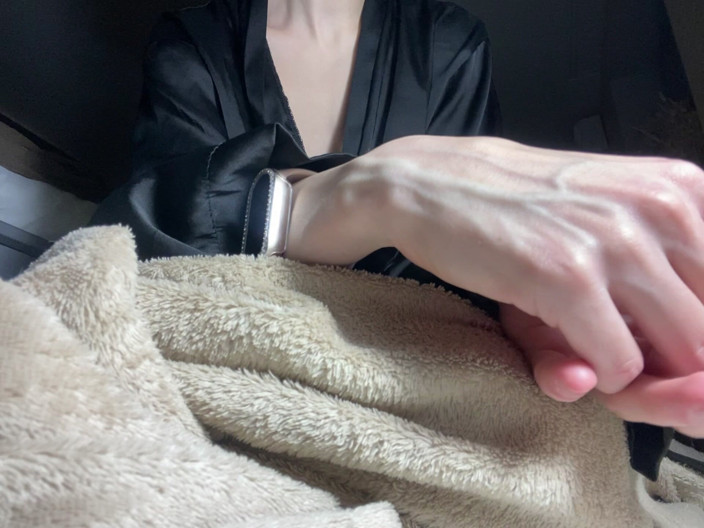 Princess Aisha: Caressing Veiny Hands