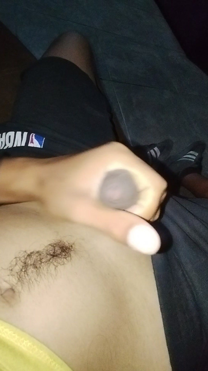 AlexAlejandro13: Causing on the Armchair
