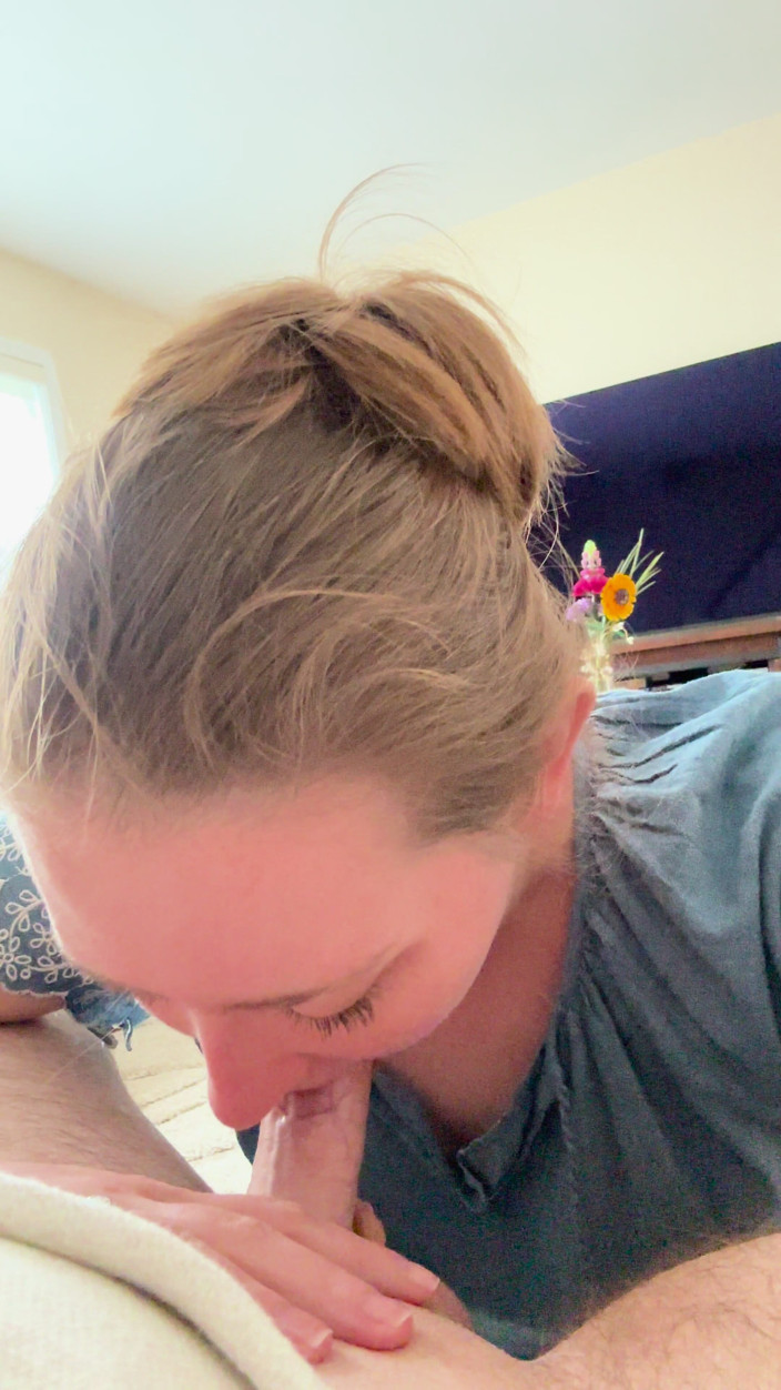 BeautfiulBJ25: Slow and Sexy Blowjob From Wife