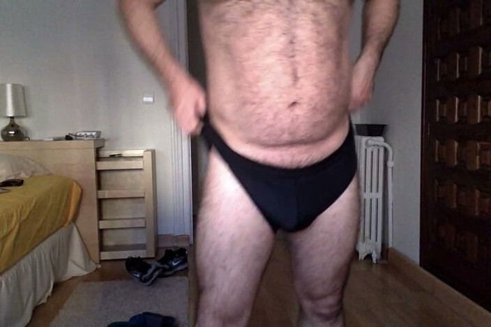 Hairy Guy Portugal: Yaz için Beni Giydiriyor Dışarı Çıkmak