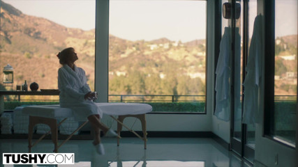 Tushy: Tushy - özellik vitrini abigail bölüm 2