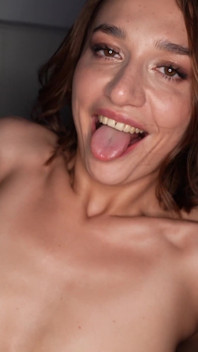 Hot Babe Marla Mur Gets Extreme Anal Sex