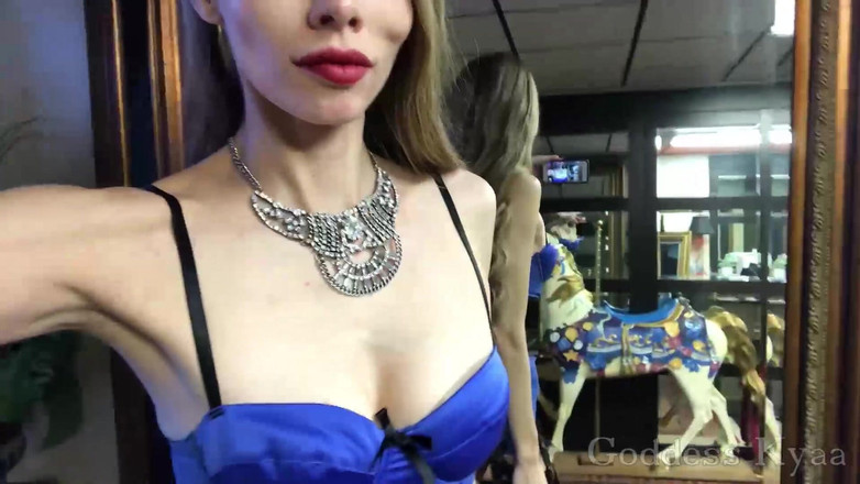 Kyaa Chimera: Фотосесія Vape Break