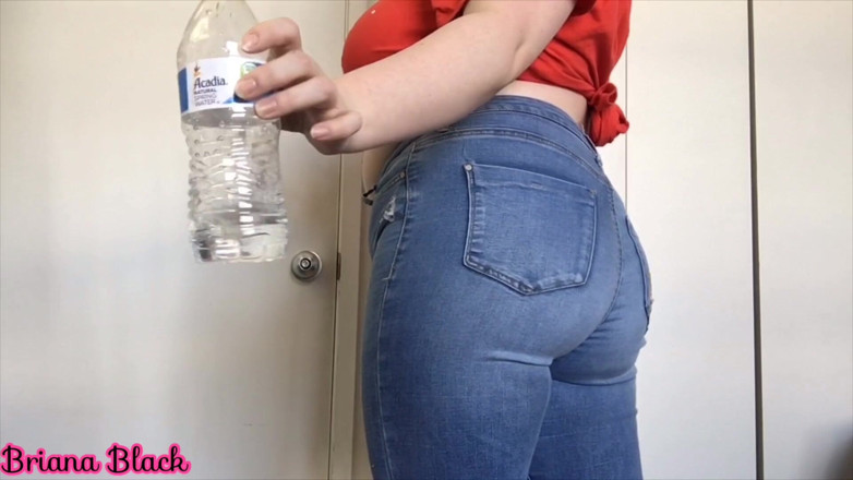 Briana Black: BBW pee compilation