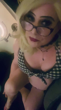 Krissy Sweets Fucks Asshole