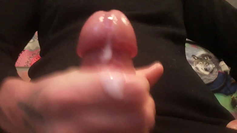 Cummdrumm: Watch me jack off until I shoot hot cum all...