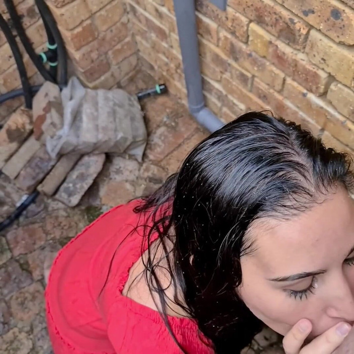 domslutfucker: 십대 Ally 입 오줌과 자지 빨기, POV