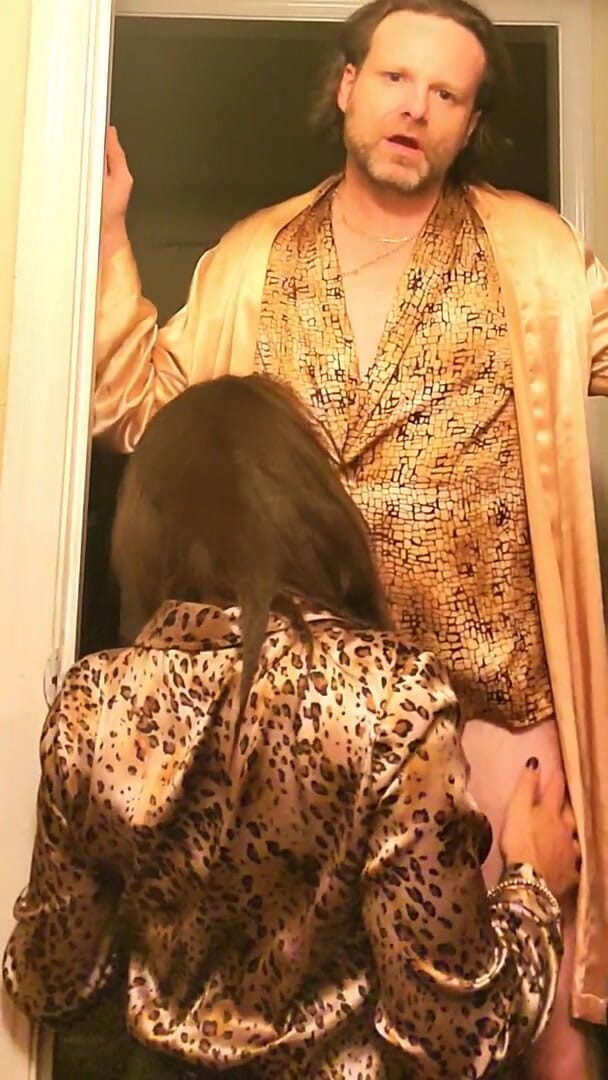 Satin Fetish King: Shiny gold sensual satin blow and fuck with brunette mature