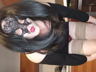 MamaZSekretem: Traviesa trans atrapó hijastro con sus bragas - en primer plano -...