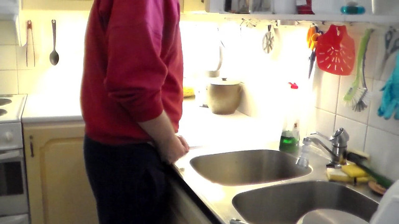 Sex hub male: John Está Mijando Na Pia Da Cozinha